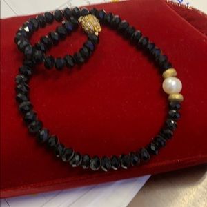 Shiny black bead necklace